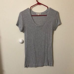Scoop neck tee